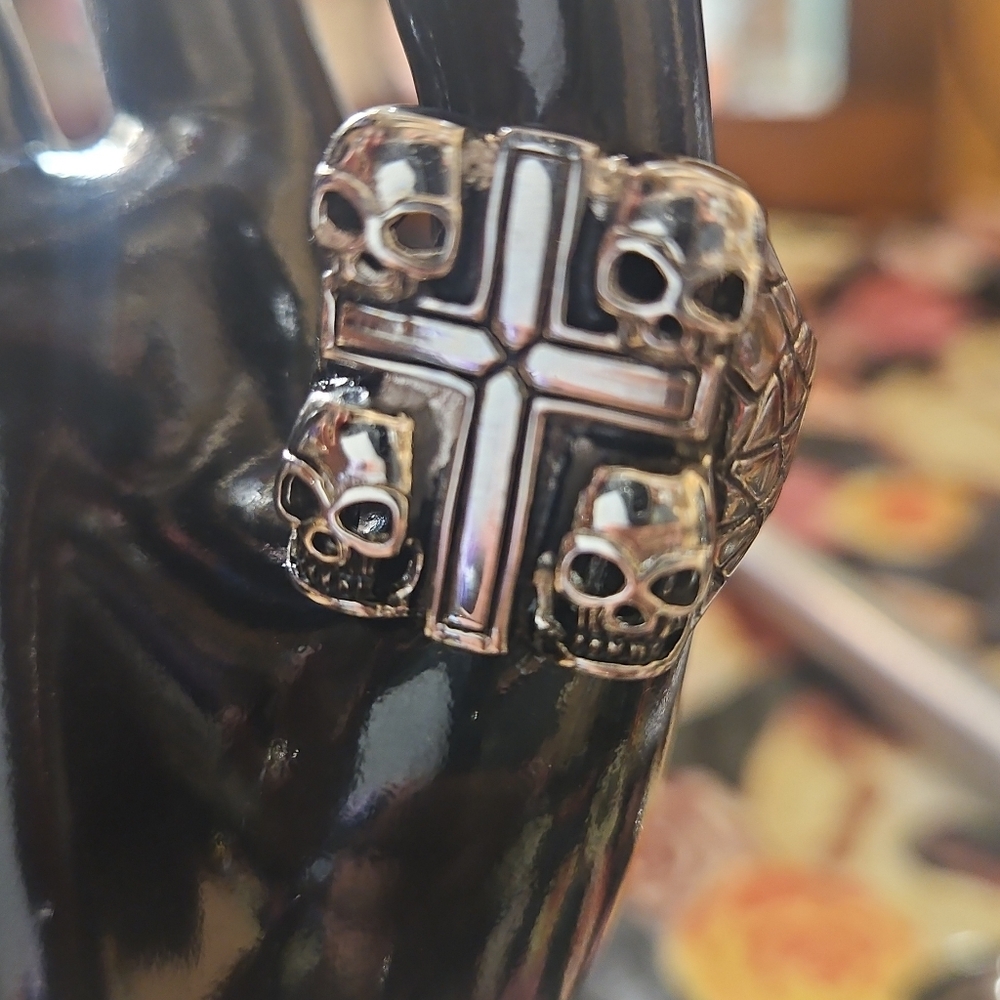 Vintange Munson Silver Skull Cross Ring